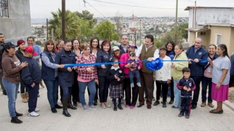 Beneficia obra de pavimentación a más de 180 familias en Loma Bonita