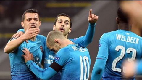 Arsenal vence al Milán en octavos de Europa League