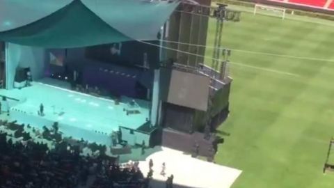 "Fuera, fuera", gritan a Meade en evento en Jalisco