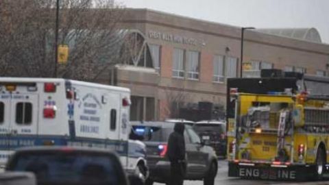 Un muerto y dos heridos en tiroteo en una escuela de Maryland en EE.UU.