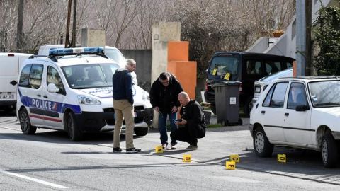Al menos dos muertos en la toma de rehenes en un supermercado francés