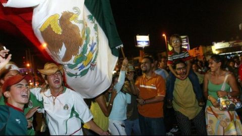 La SRE pide a aficionados mexicanos registrarse si viajan al Mundial