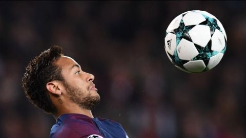 Neymar regresará a París ''en dos o tres semanas'', dice Emery