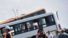 Quince muertos por una colisión frontal de autobuses en el sur de Kuwait