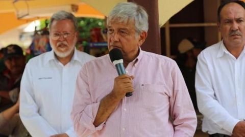 Abrazos y no balazos, promete AMLO en Sinaloa