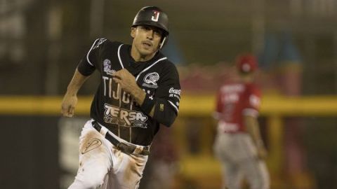 Hunden Toros a Piratas al abrir serie en Tijuana