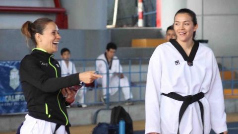 Comparte Maria del Rosario Espinoza sus experiencias Olímpicas con taekwondoines