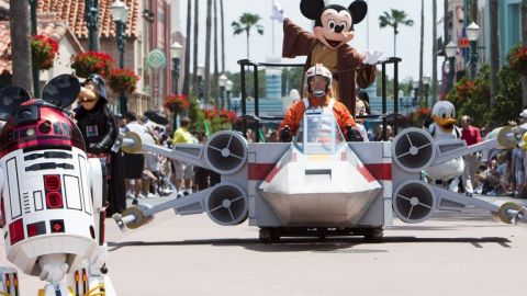 Disneyland se une a los celebraciones del día de "Star Wars"
