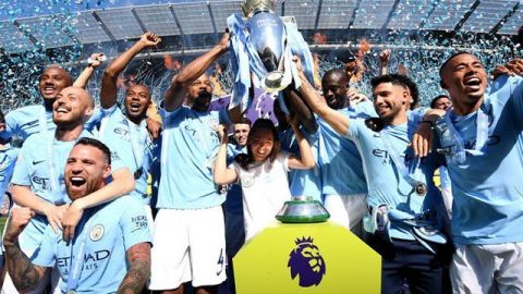 Manchester City celebra título con empate ante el Huddersfield Town