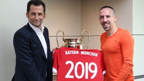Ribéry se quedará con el Bayern Munich una temporada más