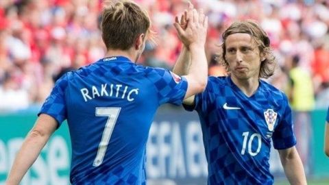 Modric y Rakitic lideran preselección de Croacia para el Mundial