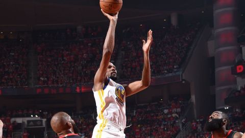 Durant comanda triunfo de Warriors a Rockets con 37 puntos