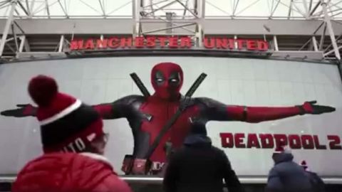 Intimidado por Avengers, Deadpool se 'adueña' del Manchester United