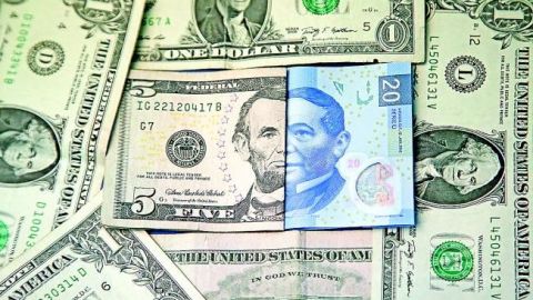 Incertidumbre comercial dispara el dólar a 20.20 pesos