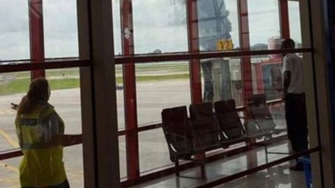 Un avión de Cubana de Aviación con 104 pasajeros se estrella en La Habana
