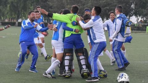 Hockey de BC se baña en oro