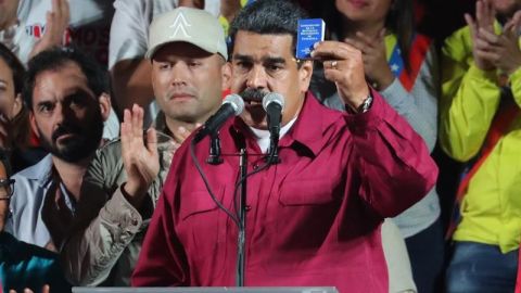 Maduro es reelegido y sus adversarios piden nuevos comicios en Venezuela