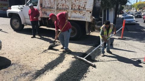 Gobierno Municipal repara vialidades y espacios públicos