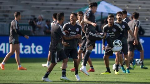 La Selección Mexicana será abanderada por Peña Nieto