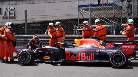 Red Bull le dice a Verstappen que cambie