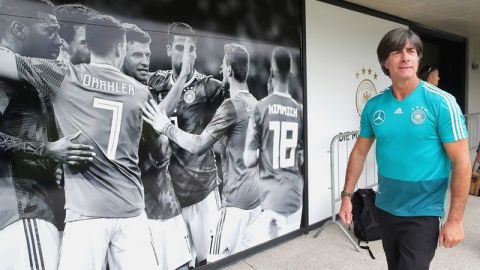 Joachim Löw se descarta para entrenar al Real Madrid