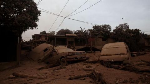 Guatemala recibe solidaridad y apoyo tras explosión de volcán con 62 muertos