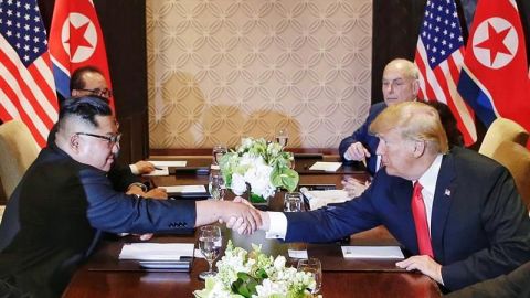 Washington y Pyongyang aparcan siete décadas de enemistad con su cumbre