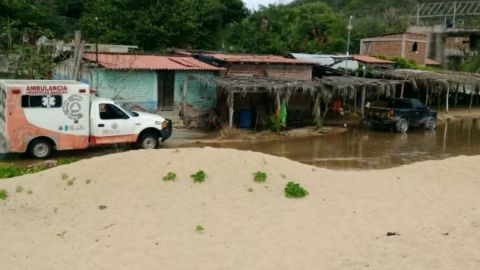 Huracán "Bud" deja afectaciones en 8 comunidades de Michoacán