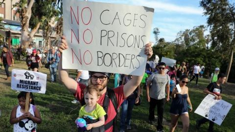 Trump manda a prisión a mil 600 migrantes