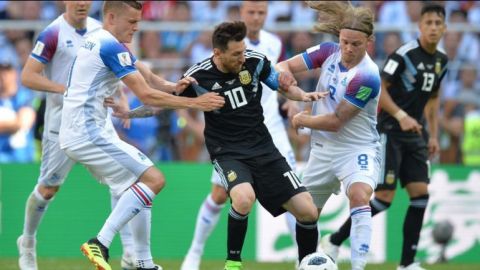 Islandia firma histórico empate ante Argentina