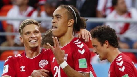 Dinamarca amargó el debut de Perú: derrotó 1-0 a los de Gareca