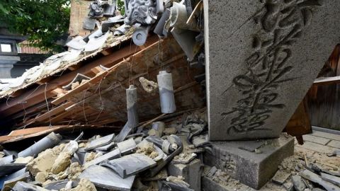 Un potente terremoto de 6,1 grados causa 3 muertos y 300 heridos en Japón