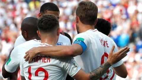 Inglaterra arrasa con Panamá y va a octavos de final