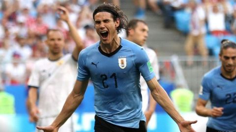 Uruguay goleó a Rusia y ganó el Grupo A