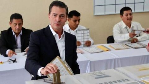 EPN vota en casilla de la Escuela Primaria "El Pípila"