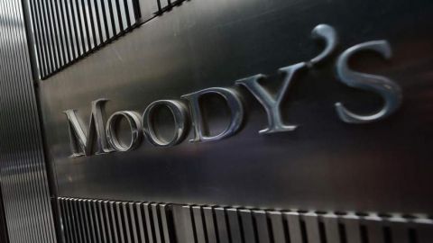 Triunfo de AMLO incrementa riesgos en sector petrolero: Moody's