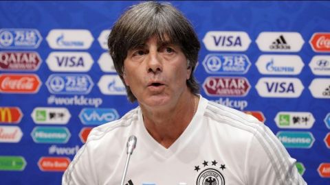 Löw seguirá al frente de Alemania pese a eliminación del Mundial