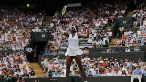 Karolina Pliskova y Venus Williams superan primera ronda de Wimbledon