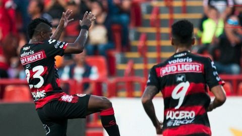 Xolos vence a Dorados