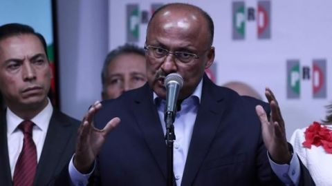 René Juárez renuncia a dirigencia nacional del PRI