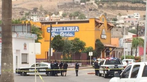 Asesinan a hombre en plena zona centro de Ensenada