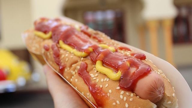 Cuidado con comer 'hot dogs' esto pueden provocar en tu cuerpo