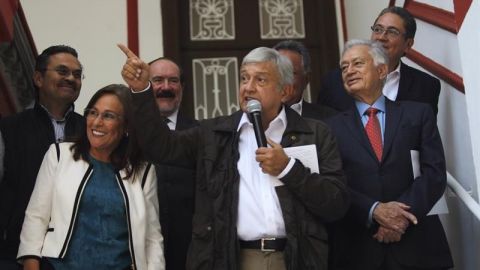 López Obrador anuncia una inversión millonaria para extraer más petróleo