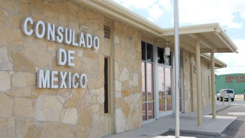 Migración en diplomacia si bajan sueldos especialistas