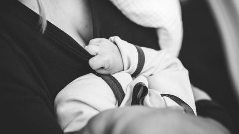 Lactancia materna es vital para el desarrollo integral de bebes