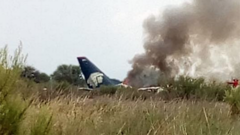 Se desploma avión de Aeromexico