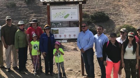 Participa Gobierno del Estado en caminata inaugural del sendero parque