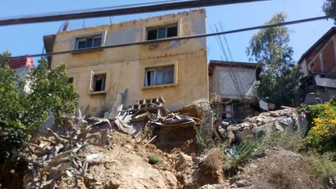 Están por derrumbarse las casas de la Colonia los Altos