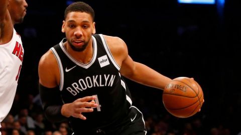Jahlil Okafor firma con New Orleans Pelicans