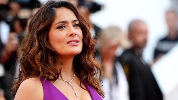 Fotos Salma Hayek Se Luce En Bikini Y Sin Maquillaje